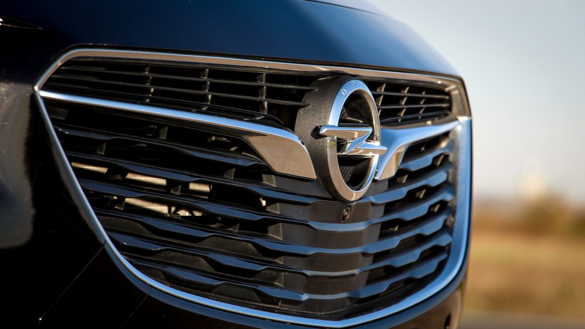 OPEL INSIGNIA
