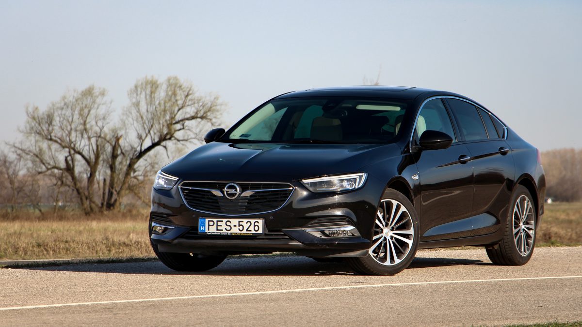OPEL INSIGNIA