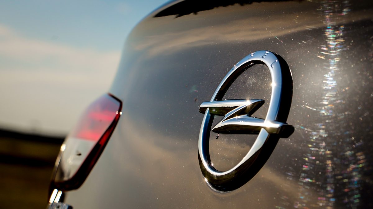 OPEL INSIGNIA