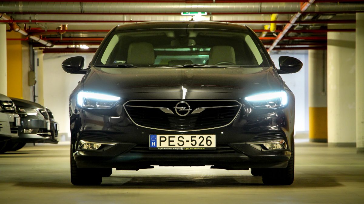 OPEL INSIGNIA