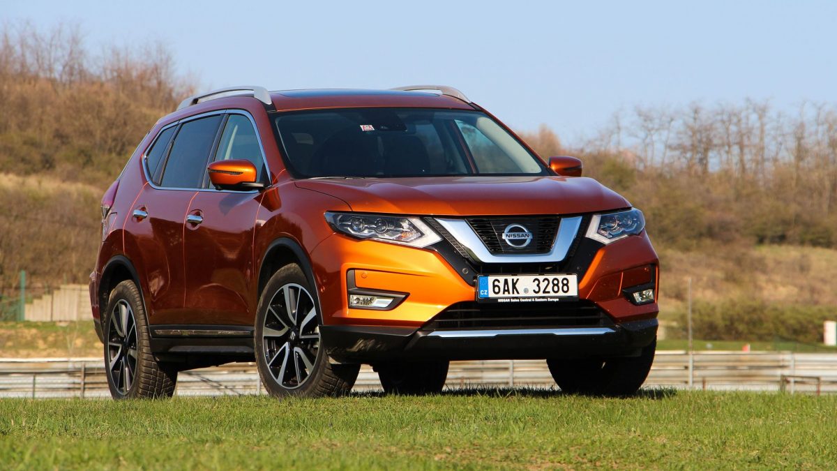 NISSAN X-TRAIL