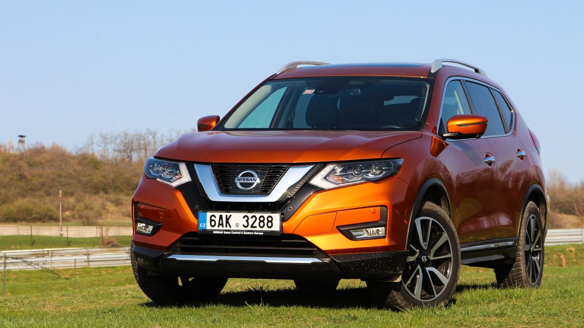 NISSAN X-TRAIL