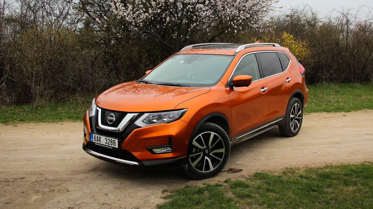 NISSAN X-TRAIL