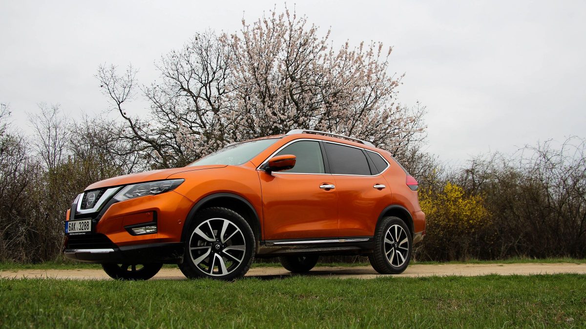 NISSAN X-TRAIL