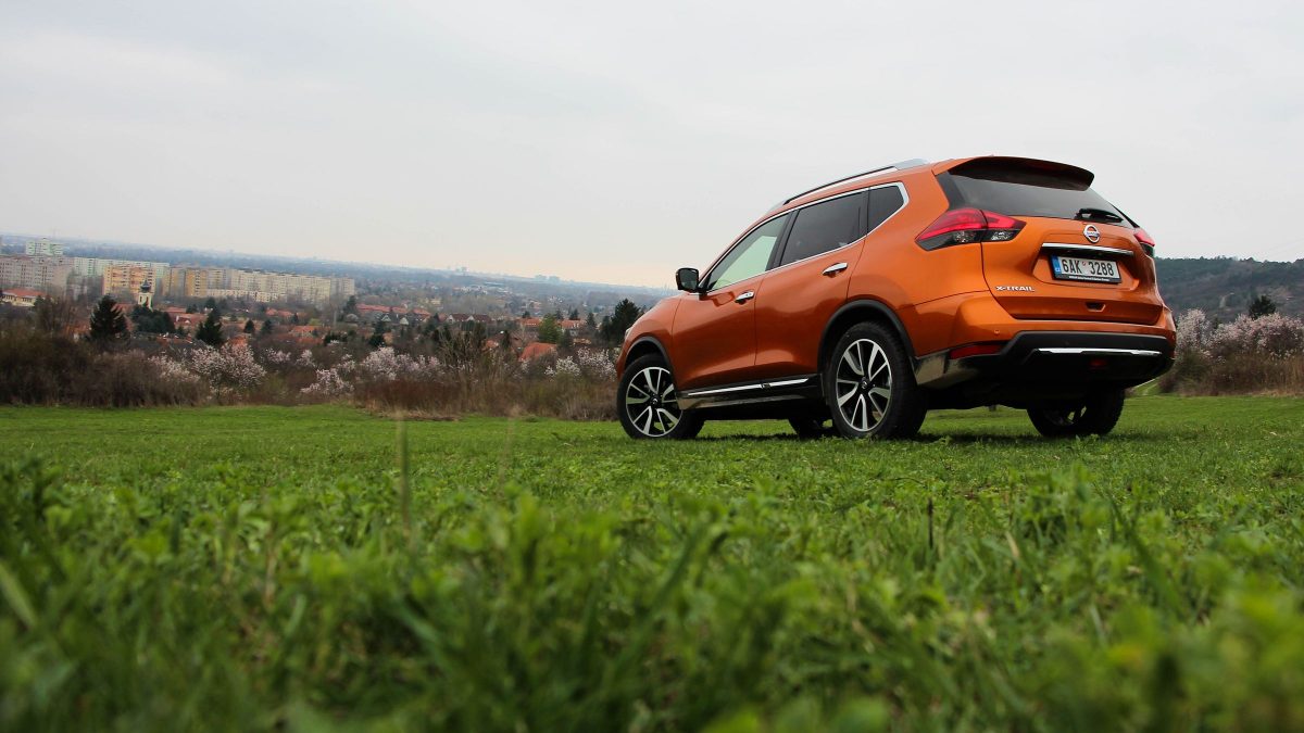 NISSAN X-TRAIL