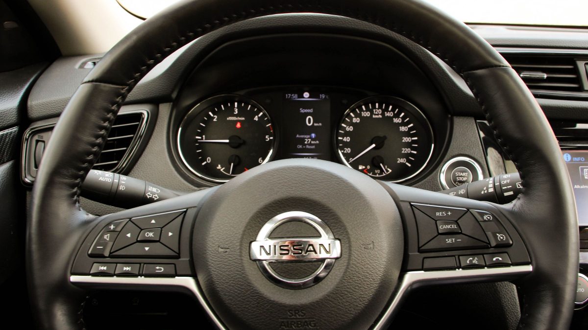 NISSAN X-TRAIL
