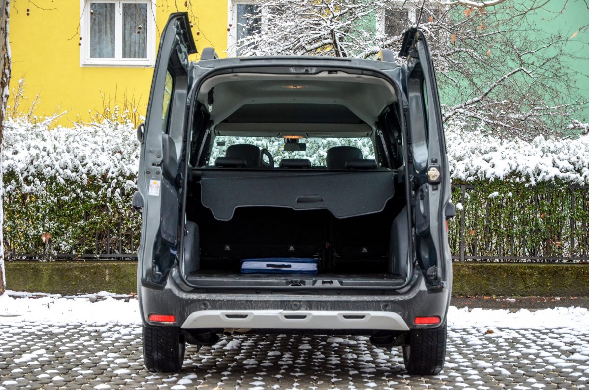 DACIA DOKKER