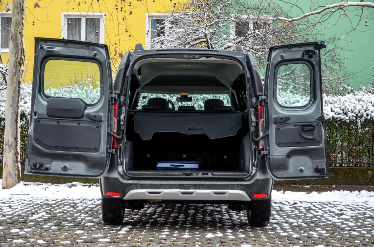 DACIA DOKKER