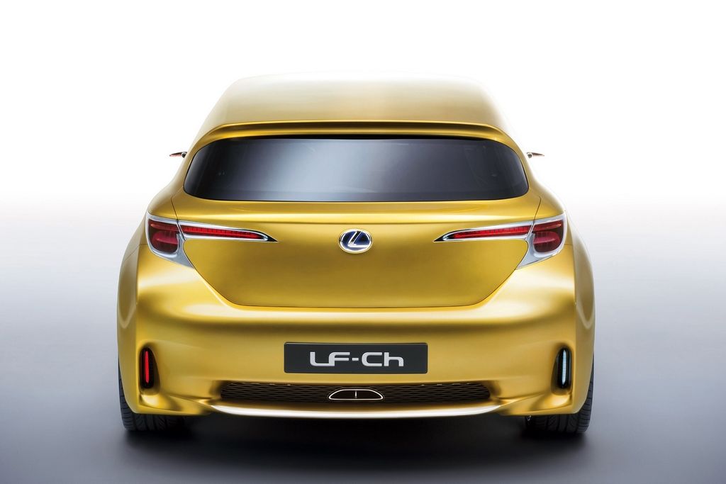 LEXUS