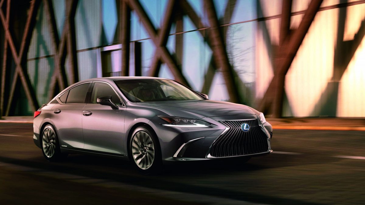 LEXUS