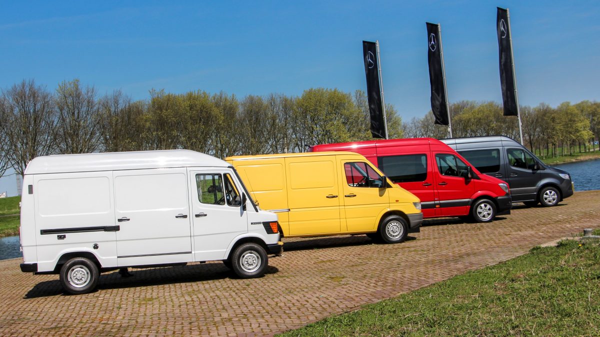 MERCEDES-BENZ SPRINTER