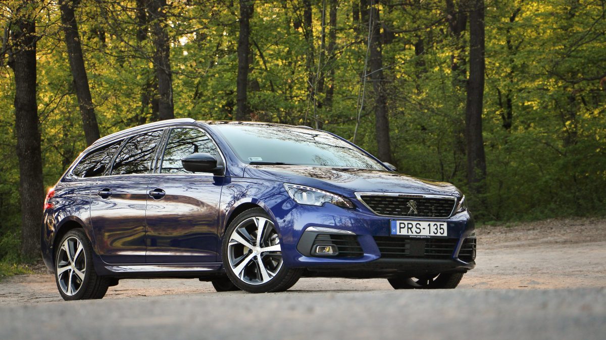 PEUGEOT 308