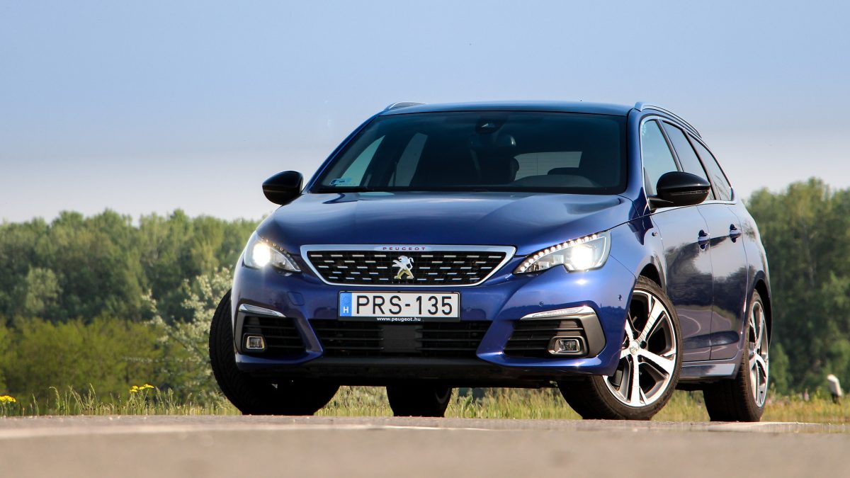 PEUGEOT 308