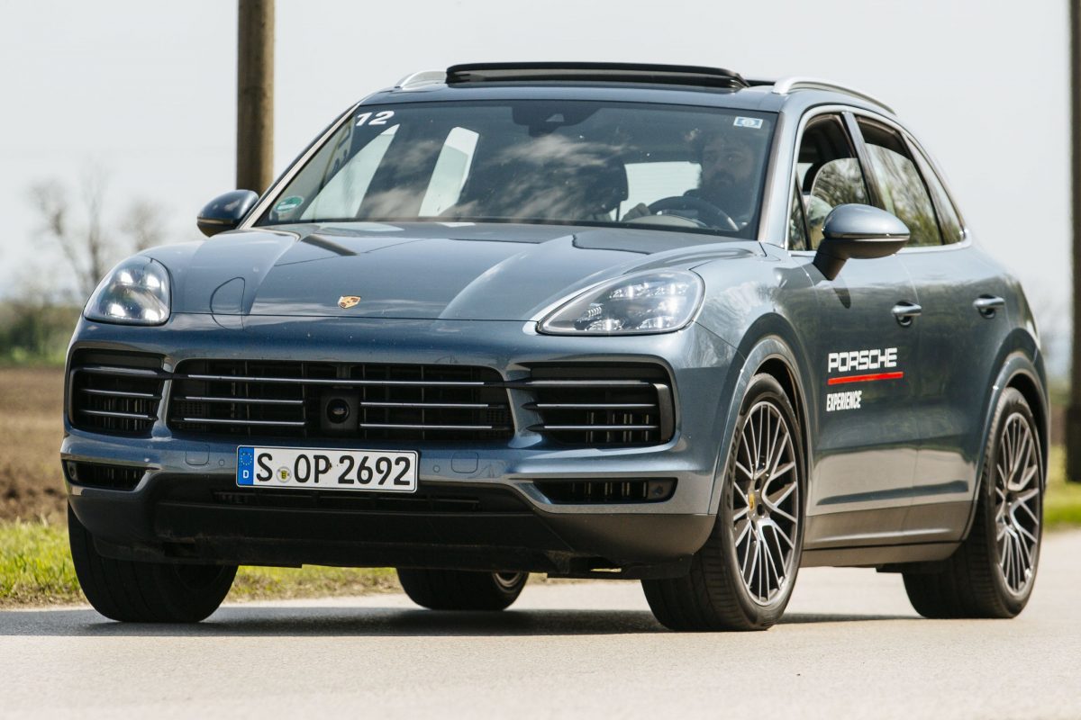 PORSCHE