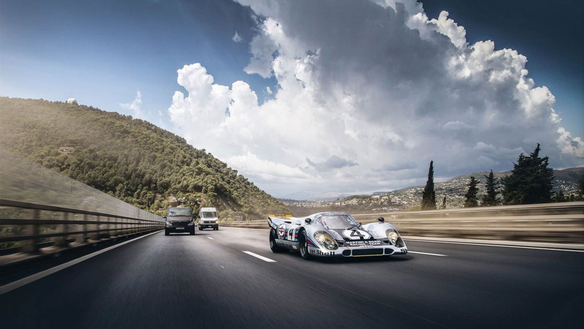 PORSCHE