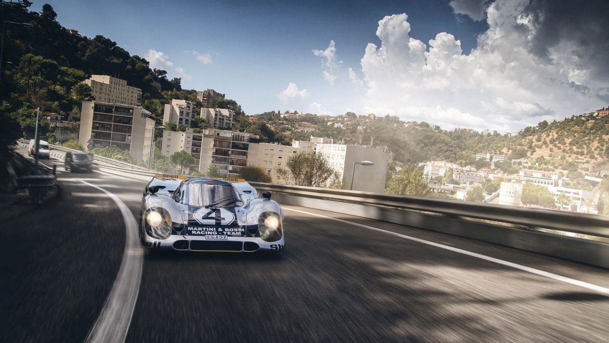 PORSCHE