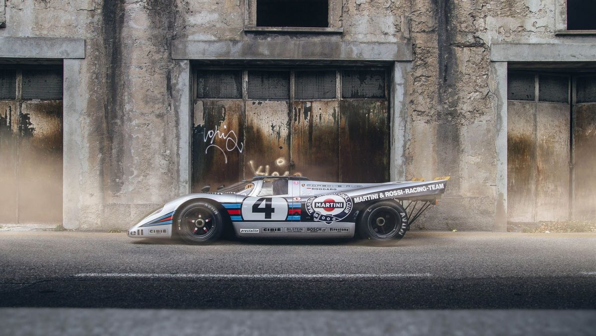 PORSCHE