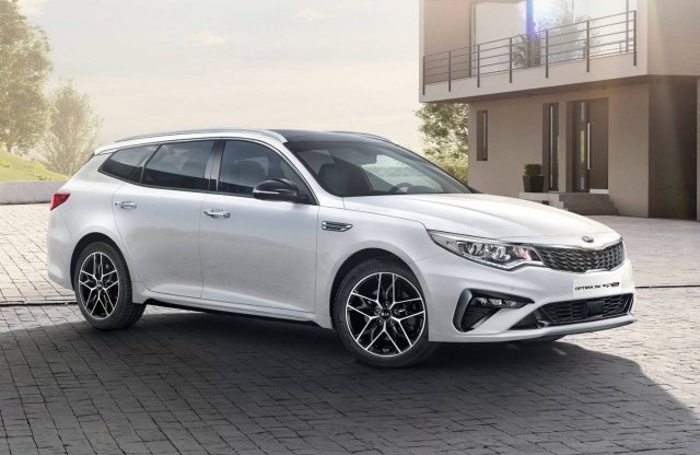 Új motorokkal érkezett a friss Kia Optima