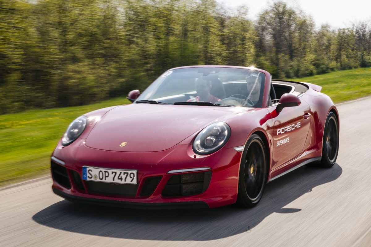 PORSCHE