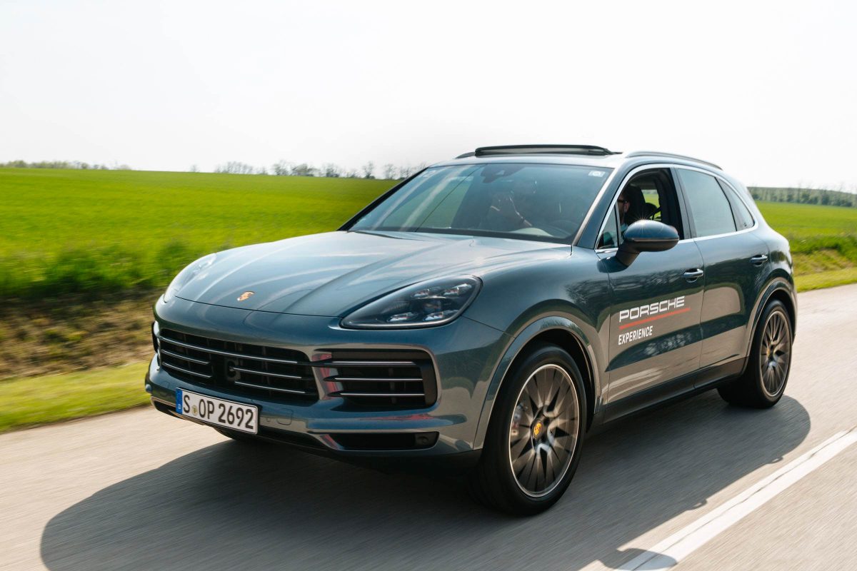 PORSCHE