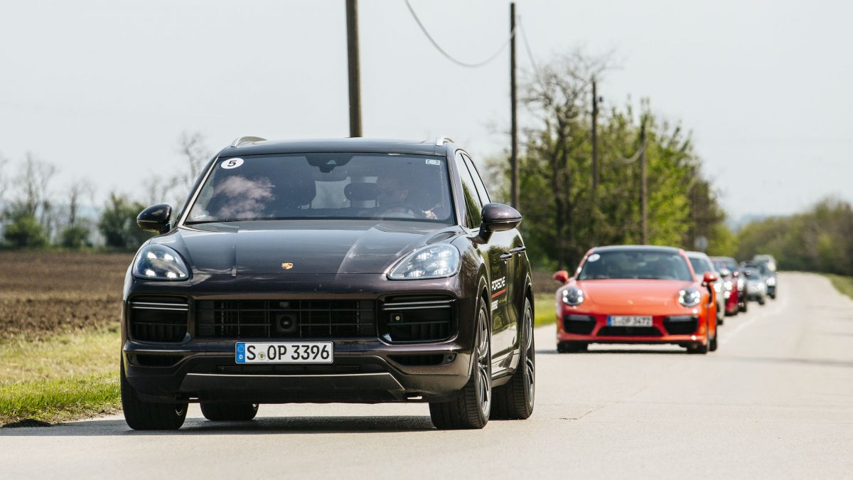 PORSCHE