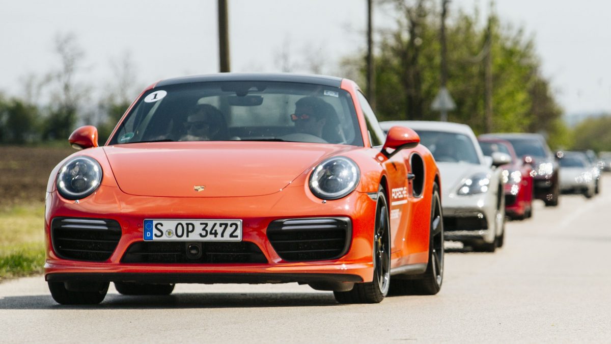 PORSCHE