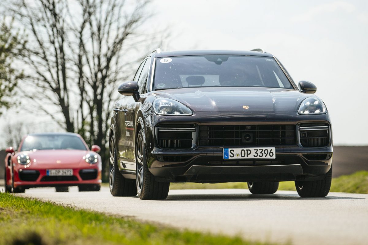 PORSCHE
