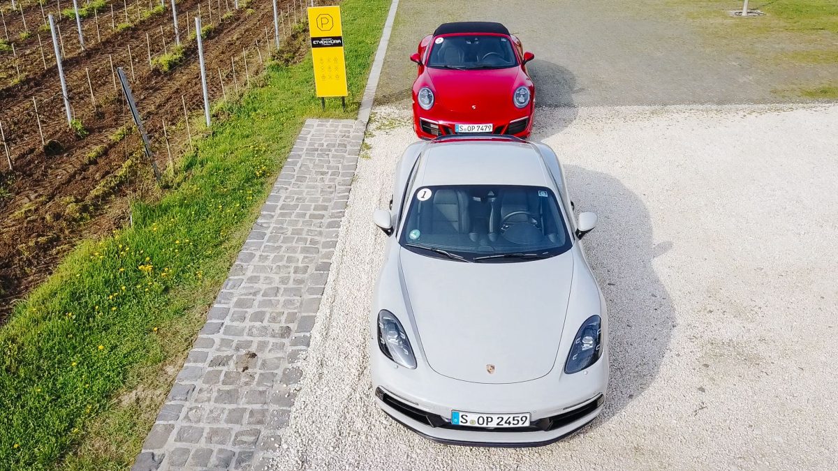 PORSCHE