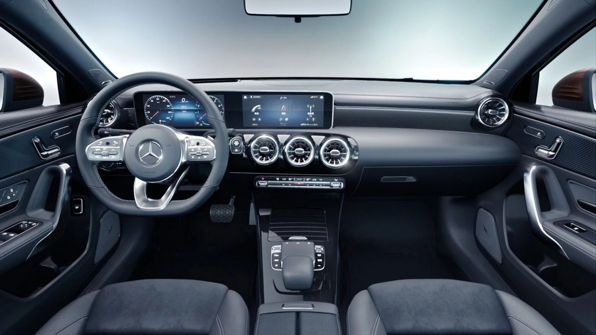 MERCEDES-BENZ A-OSZTÁLY