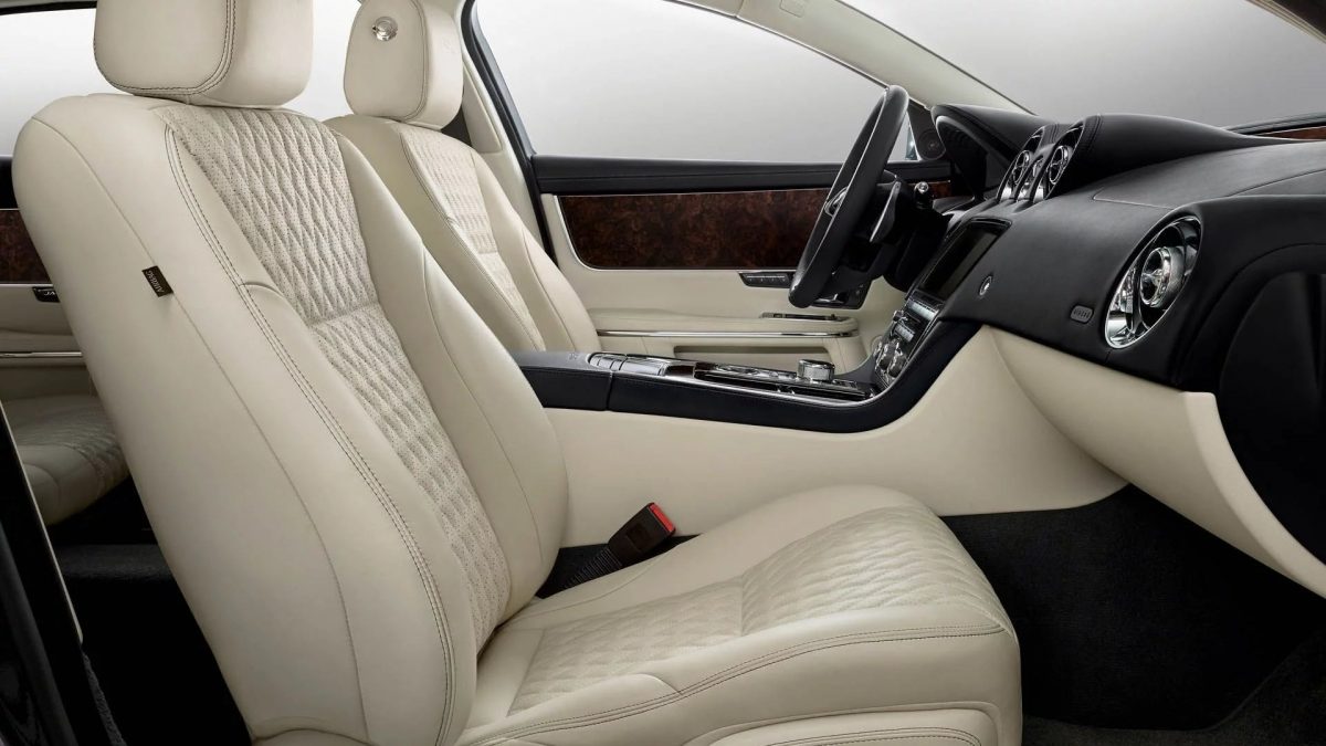 JAGUAR XJ