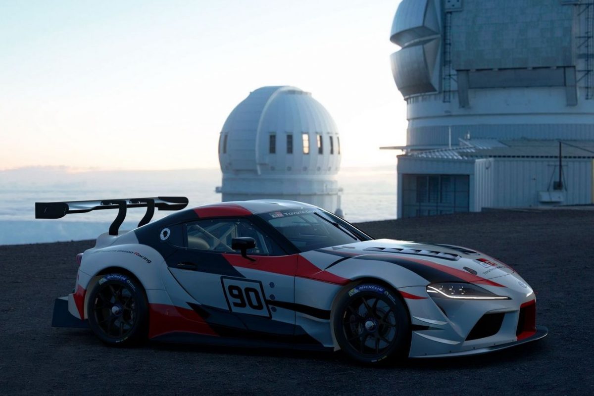TOYOTA SUPRA