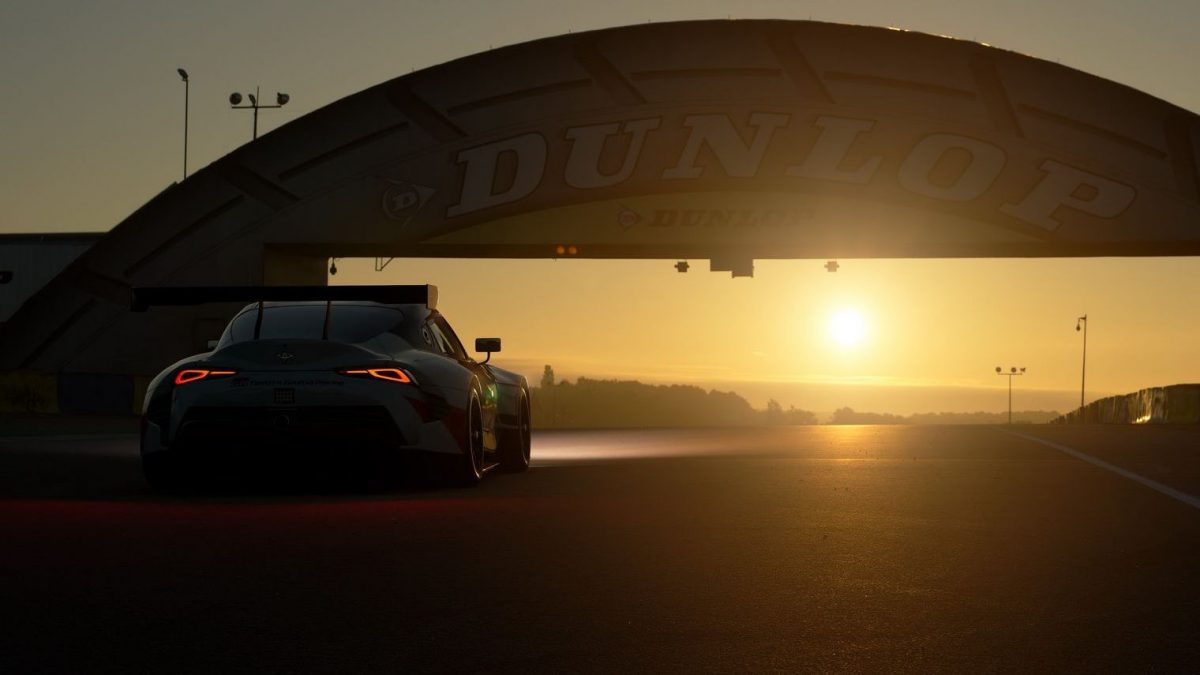 TOYOTA SUPRA
