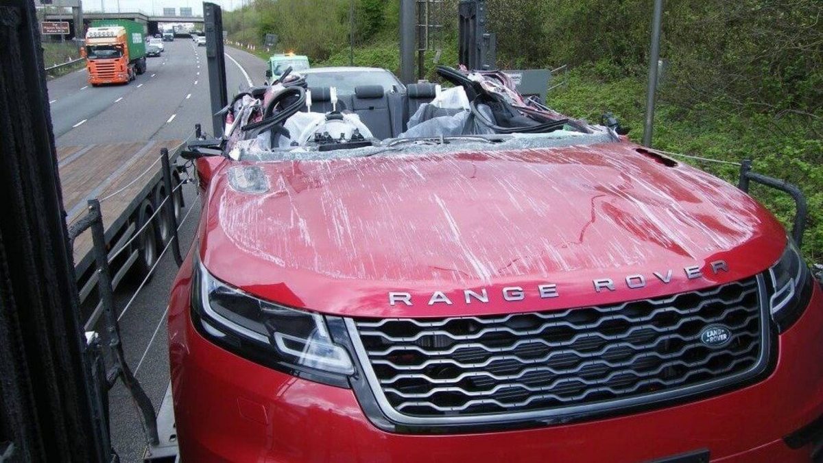 LAND ROVER RANGE ROVER VELAR