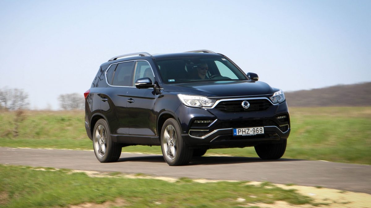 SSANGYONG REXTON