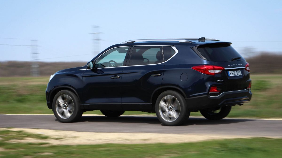 SSANGYONG REXTON