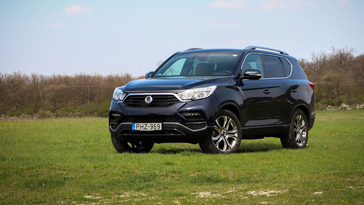SSANGYONG REXTON