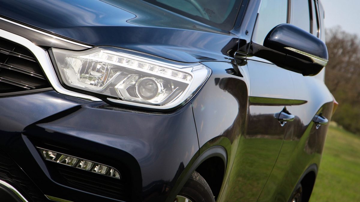 SSANGYONG REXTON