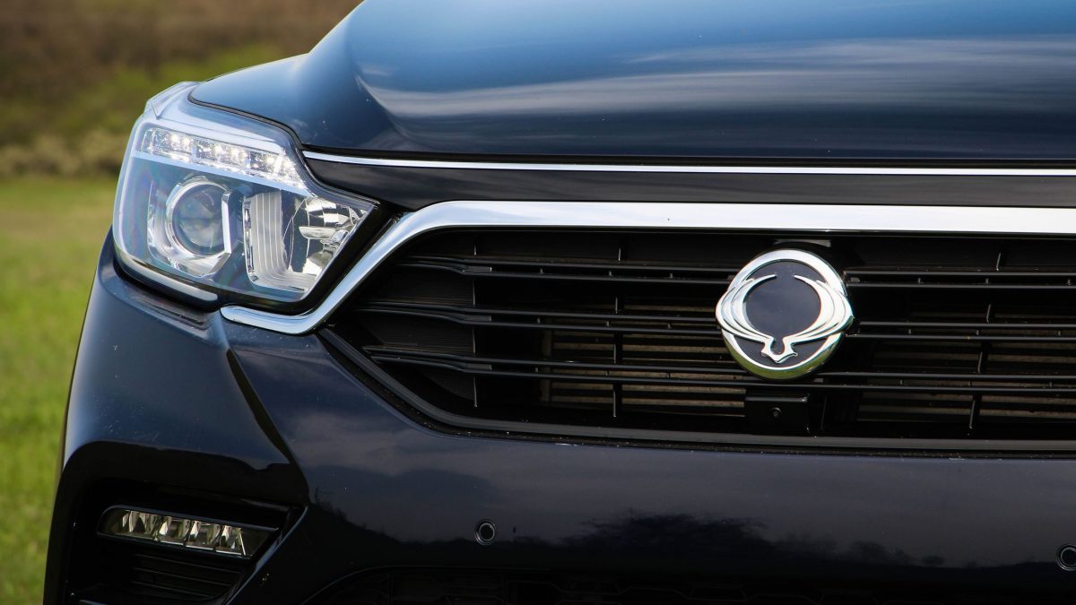 SSANGYONG REXTON