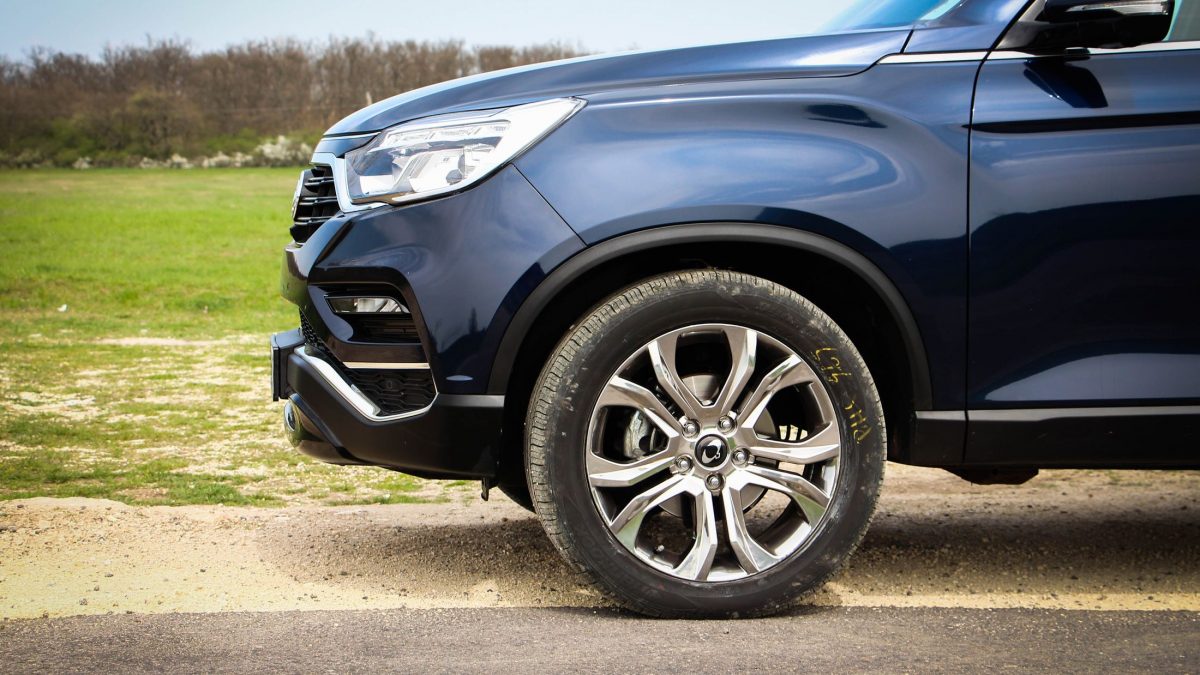 SSANGYONG REXTON
