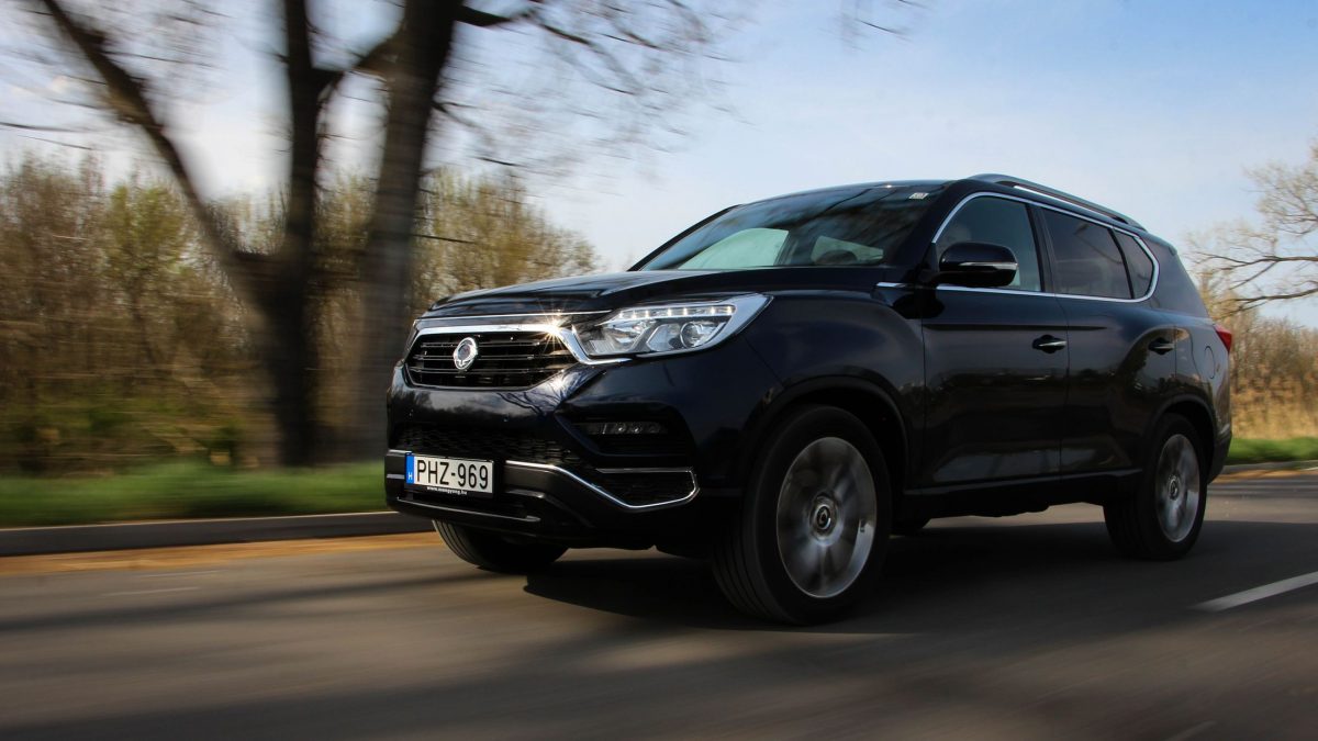 SSANGYONG REXTON