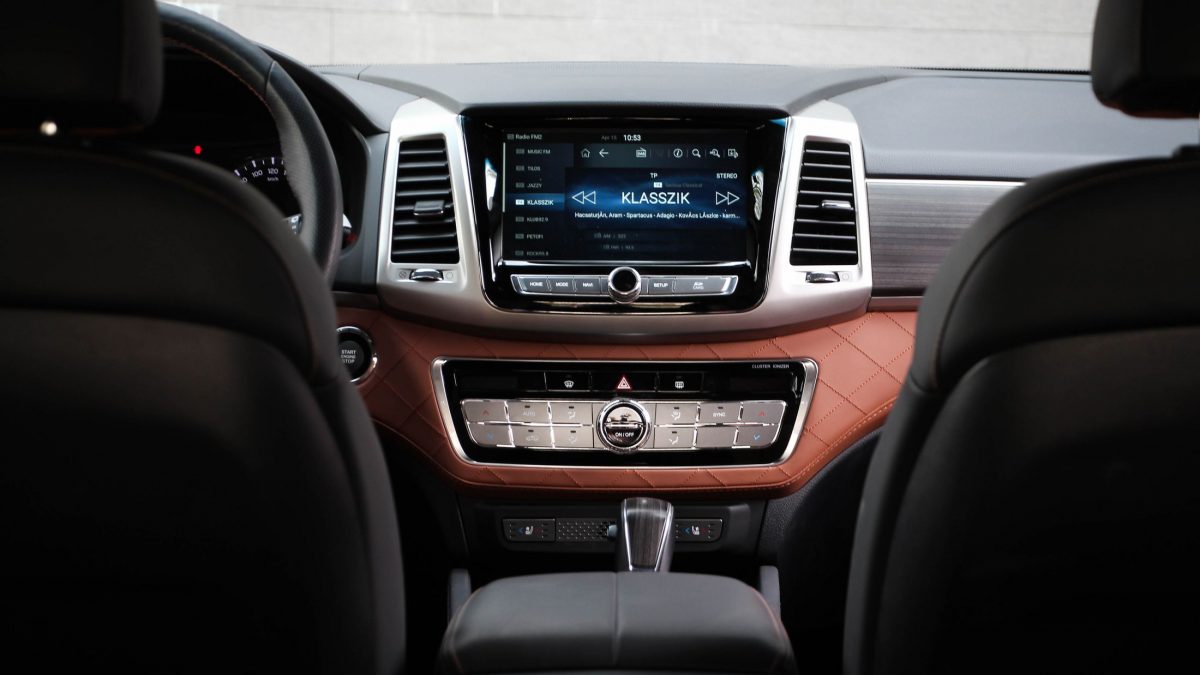 SSANGYONG REXTON