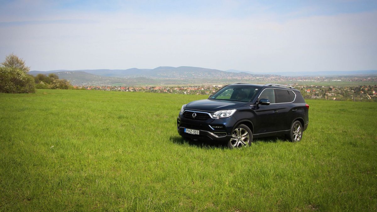 SSANGYONG REXTON