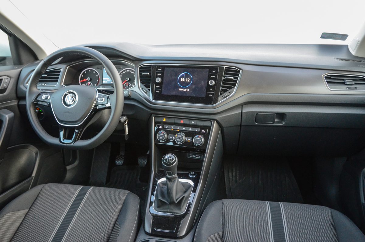 VOLKSWAGEN T-ROC