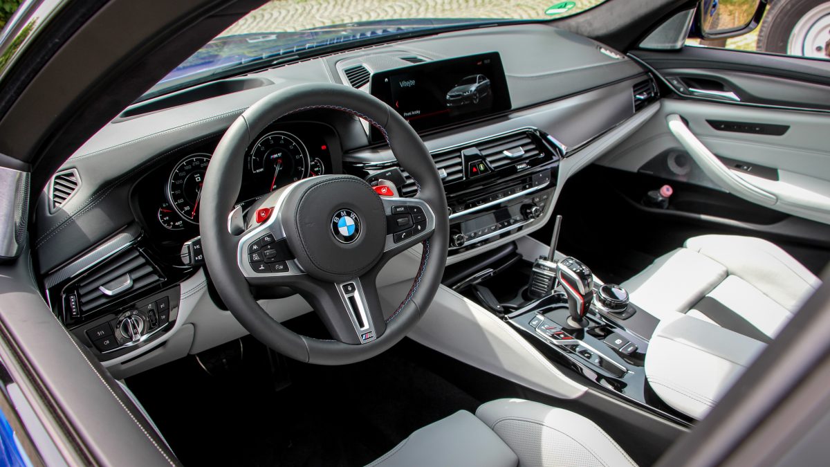 BMW M5