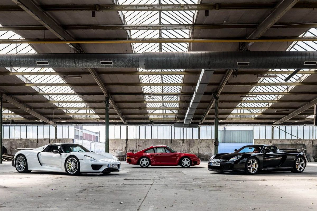 PORSCHE