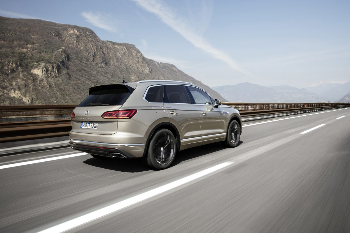 VOLKSWAGEN TOUAREG