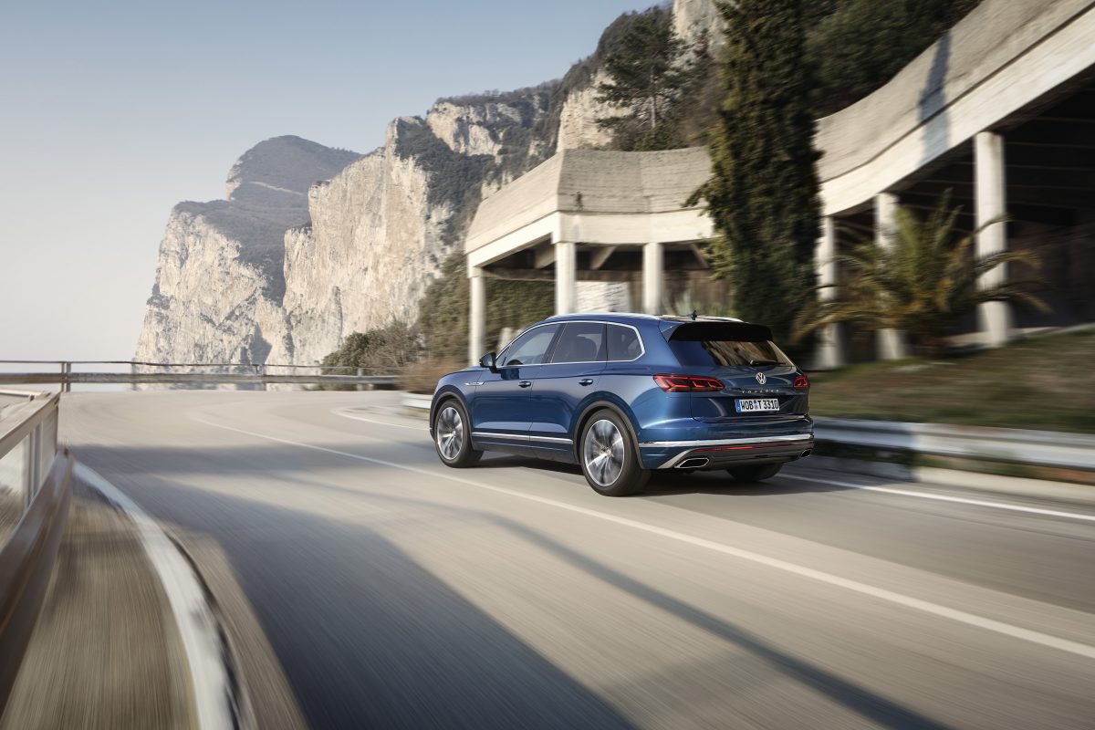 VOLKSWAGEN TOUAREG