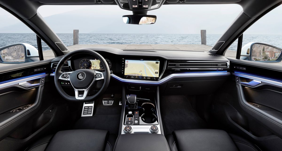 VOLKSWAGEN TOUAREG