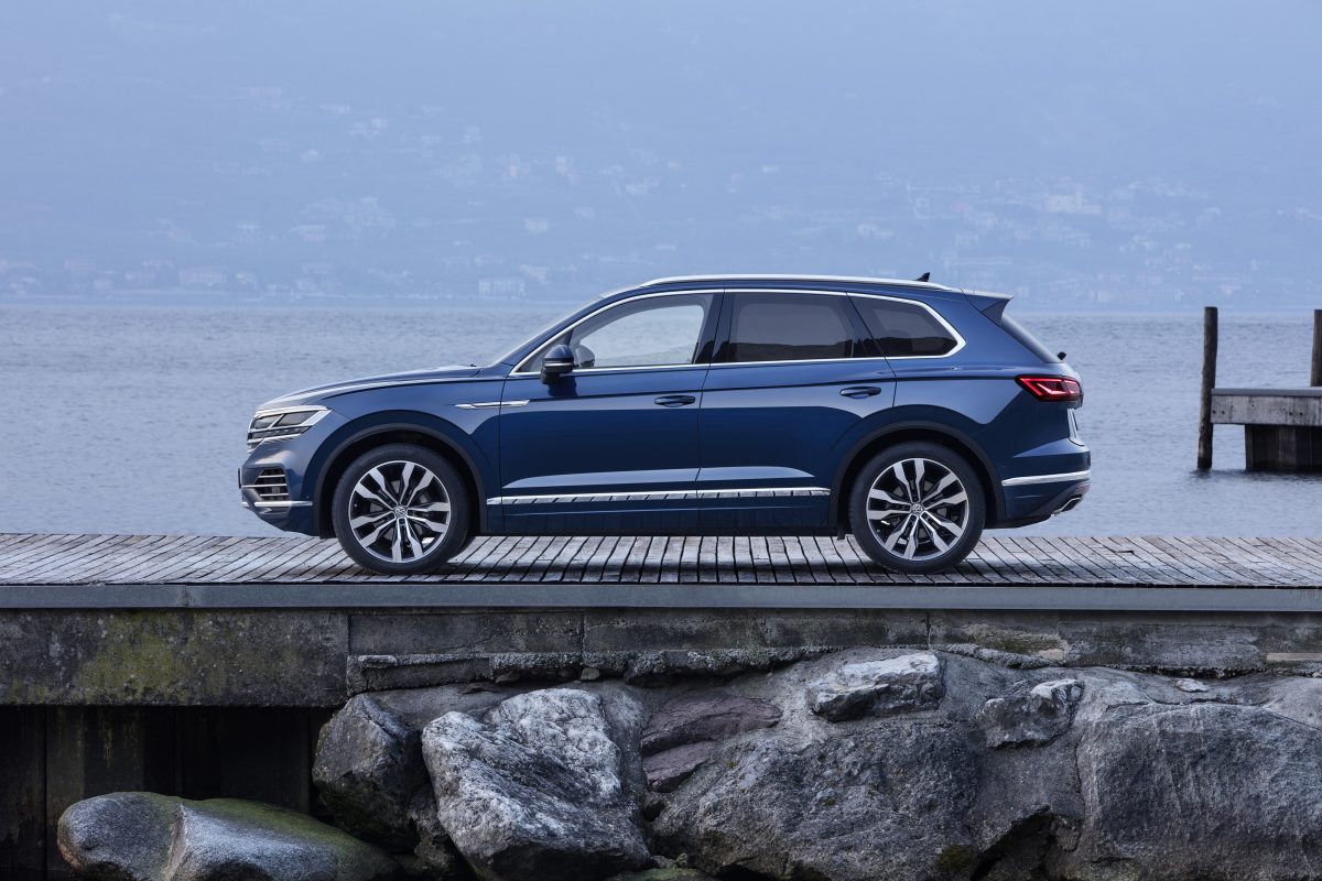 VOLKSWAGEN TOUAREG