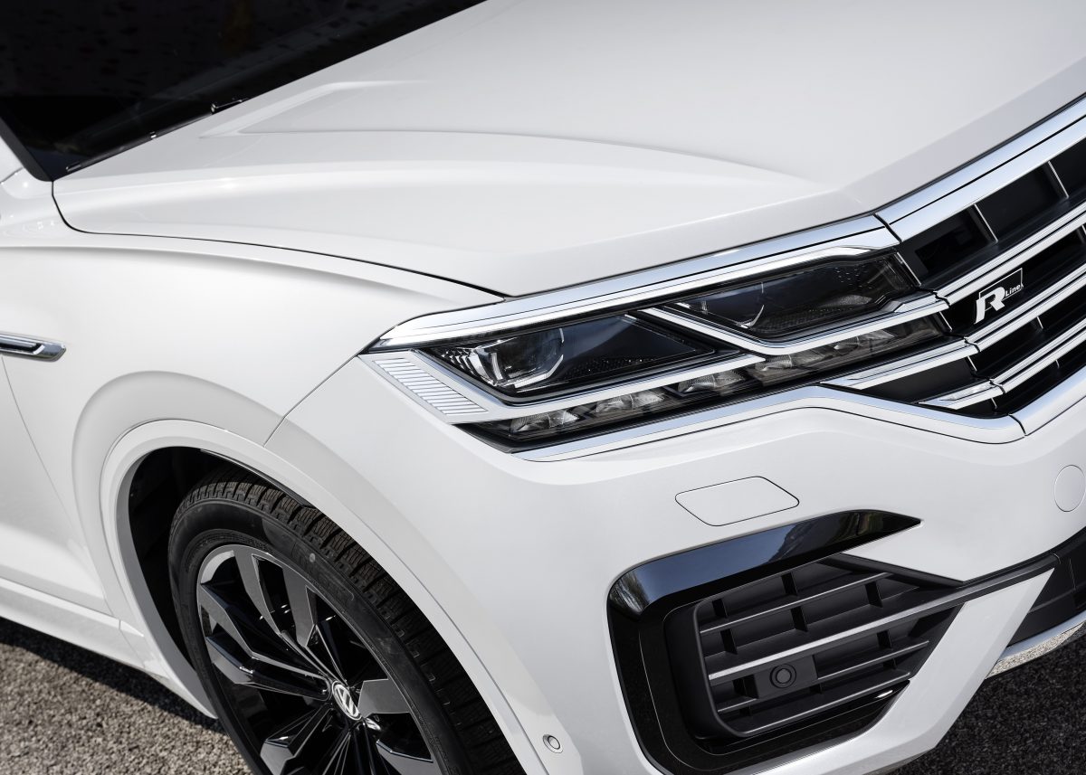 VOLKSWAGEN TOUAREG
